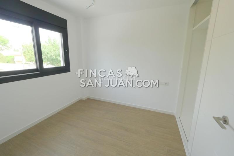 Foto 0c3fe1f5-1698-492a-9fa3-b6d75dd739bc. Chalet  en venta en Centro, 4 dormitorios. en Mutxamel