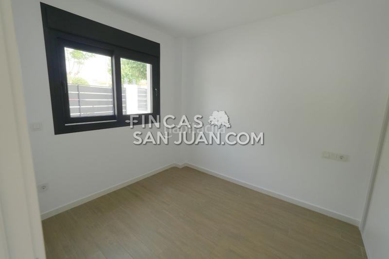 Foto 1678c10d-46c4-4733-a72f-c275782349be. Chalet  en venta en Centro, 4 dormitorios. en Mutxamel