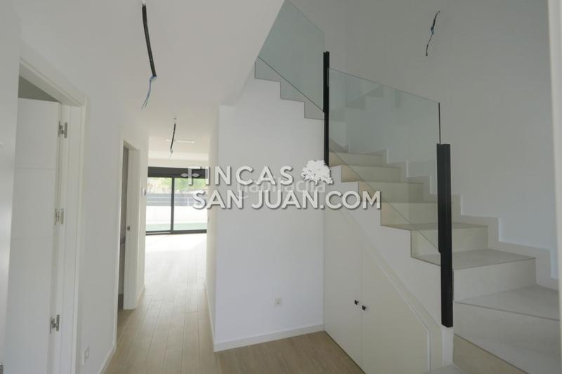 Foto 6aff4afb-2dc9-4182-bece-3efe9ca7ae5e. Chalet  en venta en Centro, 4 dormitorios. en Mutxamel