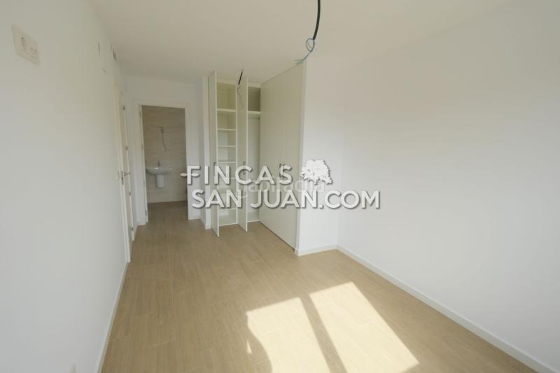 Foto 9a5c210b-ec41-478f-9f57-142e16a70a7d. Chalet  en venta en Centro, 4 dormitorios. en Mutxamel