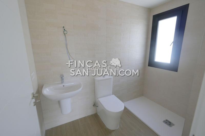Foto a23bffd0-0a33-48db-a63d-d74dca091cc1. Chalet  en venta en Centro, 4 dormitorios. en Mutxamel