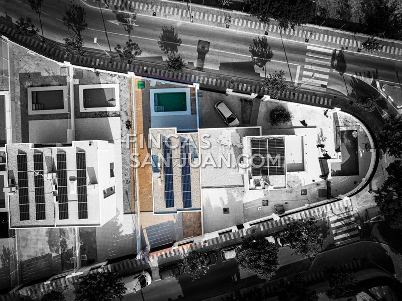 Foto bc761419-9332-43e1-87e5-209f31f0dd7d. Chalet  en venta en Centro, 4 dormitorios. en Mutxamel