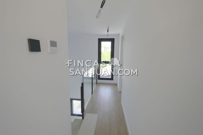 Foto d6c60b50-ece3-4eb3-9aa2-61b46eb22166. Chalet  en venta en Centro, 4 dormitorios. en Mutxamel