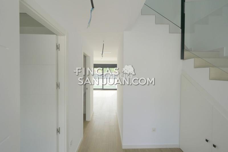 Foto f19a41ce-5d4a-4b6f-9cfb-25770b705509. Chalet  en venta en Centro, 4 dormitorios. en Mutxamel