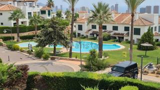 Casa adosada en Golf Bahía. Adosado en venta en sierra cortina, 2 dormitorios.
