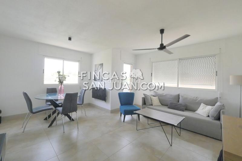 Foto 5848ceff-99bc-484b-9bfa-738aba9886da. Ático atico en venta en centro, 3 dormitorios. en San Juan de Alicante