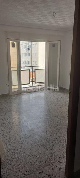 Foto 673ec86a-fcc8-43a3-91b7-f2f0d5c26055. Pis a Centro Xirivella