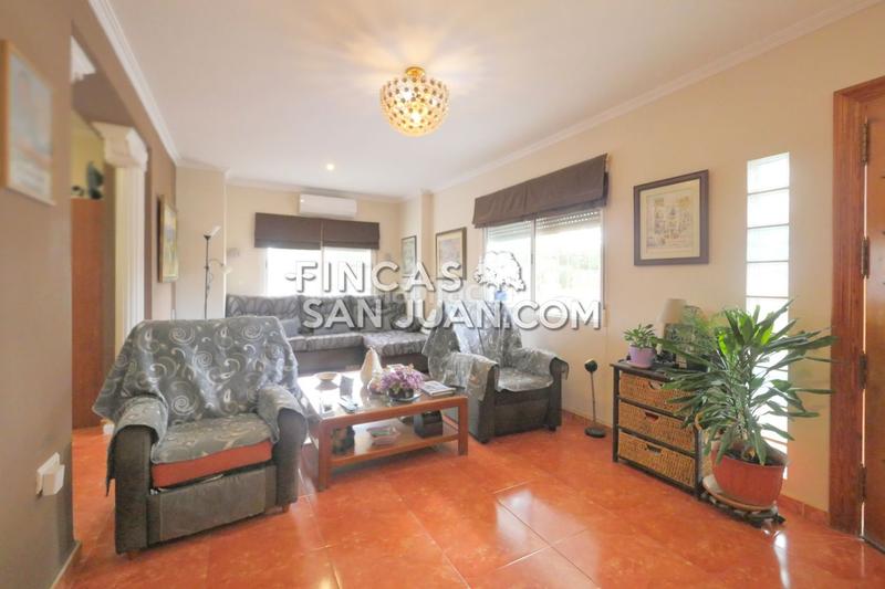 Foto 14993888-67a5-4b31-abe4-eee5cfbe62df. Chalet mit pool in La Huerta Mutxamel