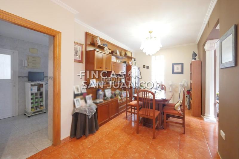 Foto 3207e96b-37bf-4e75-b9aa-519774df4158. Chalet mit pool in La Huerta Mutxamel