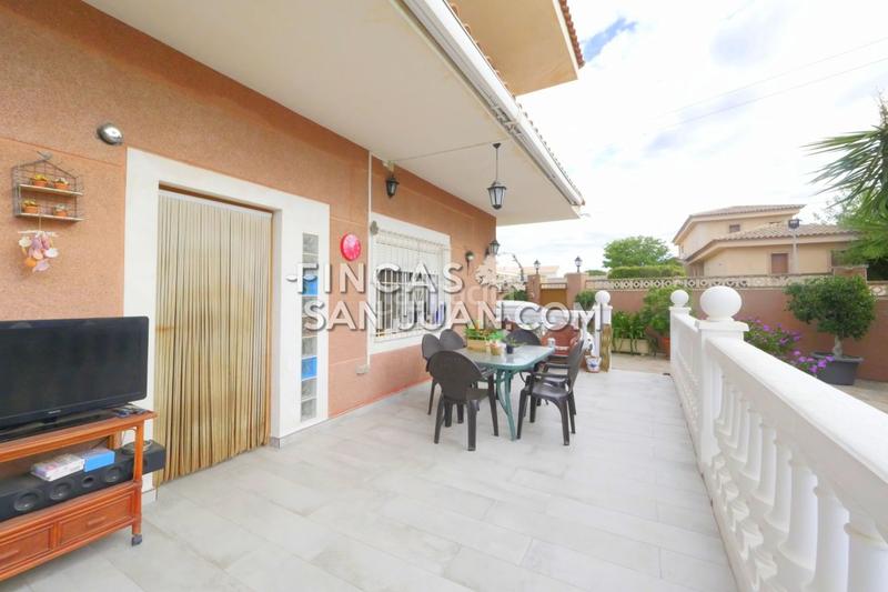 Foto 5fbe3df9-93f6-4d17-948a-c9d2d96365e1. Chalet mit pool in La Huerta Mutxamel