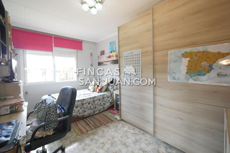 Foto a8368102-f452-4b4c-923a-2c55554faa56. Chalet mit pool in La Huerta Mutxamel