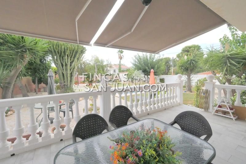 Foto bcbb48c1-493f-46cd-bd12-64a541b37fd7. Chalet mit pool in La Huerta Mutxamel