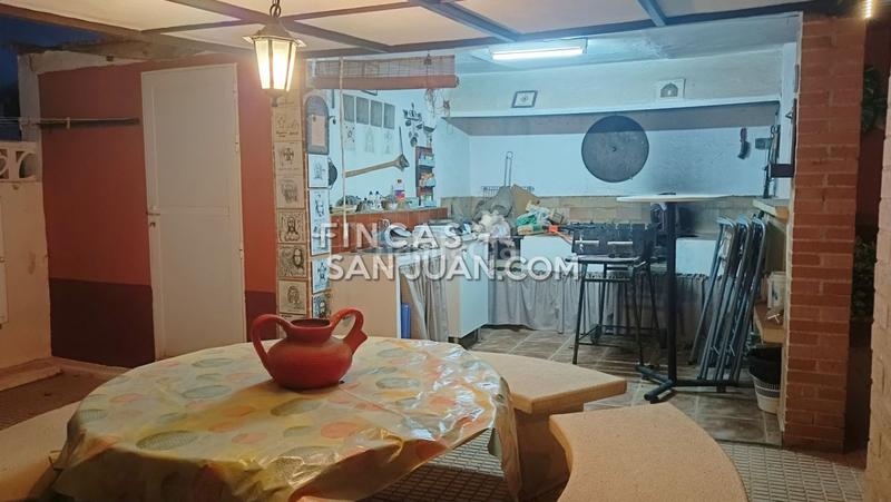 Foto de007f70-0770-4c9d-a64a-b86273084d65. Chalet mit pool in La Huerta Mutxamel