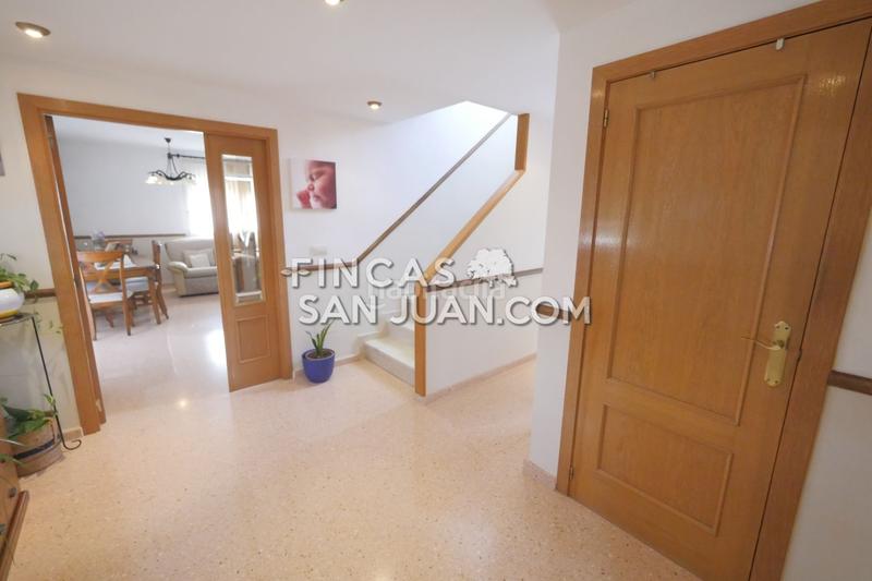 Foto 097663fd-d94d-414d-ac83-3e6b25466ed9. Chalet con riscaldamento parcheggio piscina in Centro Mutxamel