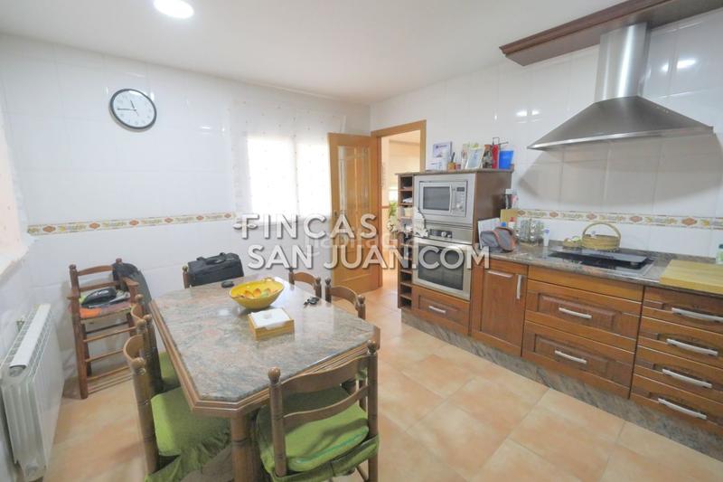 Foto d3d212ea-df7d-4916-9518-17ed8b9a0be0. Chalet con riscaldamento parcheggio piscina in Centro Mutxamel