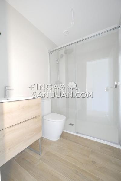 Foto 0aa24b09-6d2e-4c66-978f-c439fabcef68. Pis amb calefacció aparcament piscina a Centro San Juan de Alicante