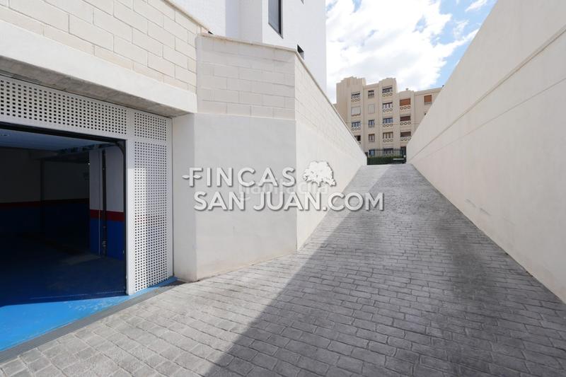 Foto 90f078d2-c7b0-494f-be6c-139b09507c9d. Pis amb calefacció aparcament piscina a Centro San Juan de Alicante