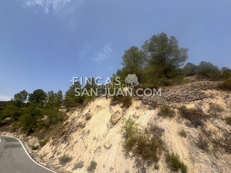 Foto a1bdcbc9-f945-449f-a700-d485e0dc3e17. Masia a Relleu