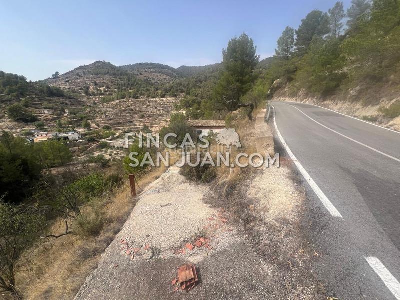 Foto ac869fa5-62c3-4ebb-b7e7-92d5bbeffe23. Masia a Relleu