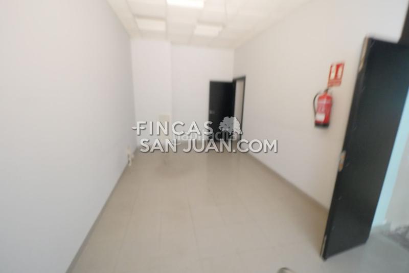 Foto 52f42ec8-4c30-4a97-b2c0-ce4d4104aad8. Local commercial dans Ensanche-Diputación Alicante