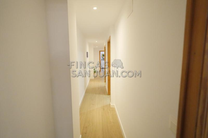 Foto f5f4ba77-a8d3-43a4-8adb-bf31fbd869e5. Appartement dans Centro San Juan de Alicante