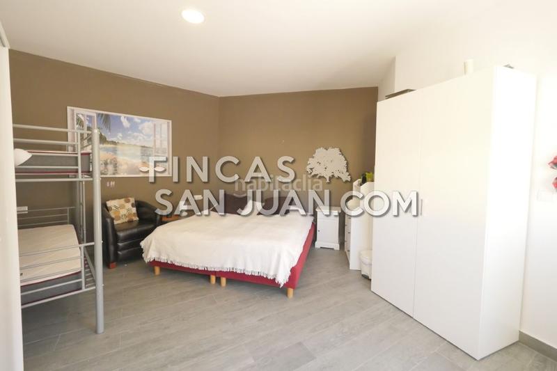 Foto 44948e0f-cb00-45cc-bd7c-529ce69631bc. Chalet avec piscine dans Los Girasoles Sant Vicent del Raspeig