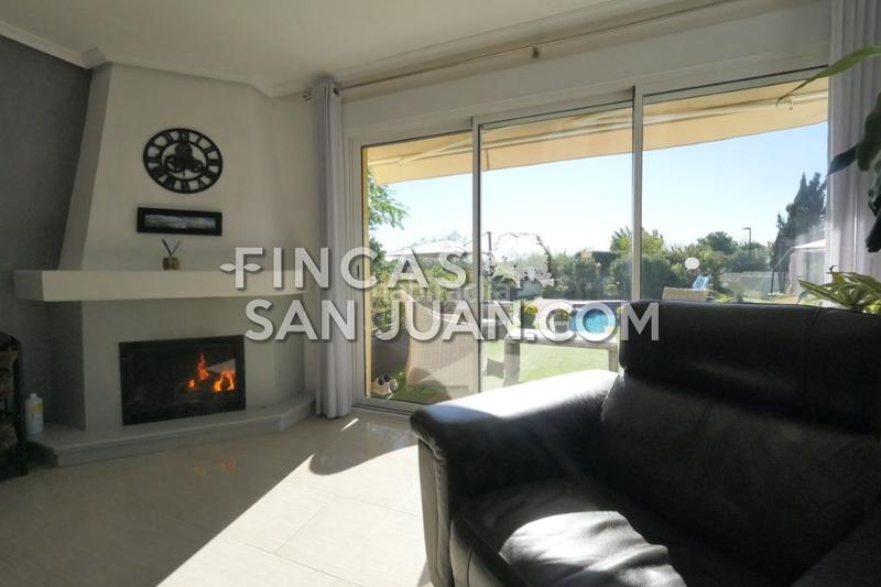 Foto 455b7c23-d225-4cc7-80a3-5772bfb750c9. Chalet avec piscine dans Los Girasoles Sant Vicent del Raspeig