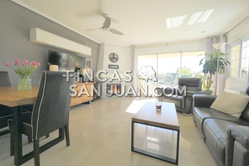 Foto 80f284cc-4226-464b-9417-e11c5520e911. Chalet avec piscine dans Los Girasoles Sant Vicent del Raspeig