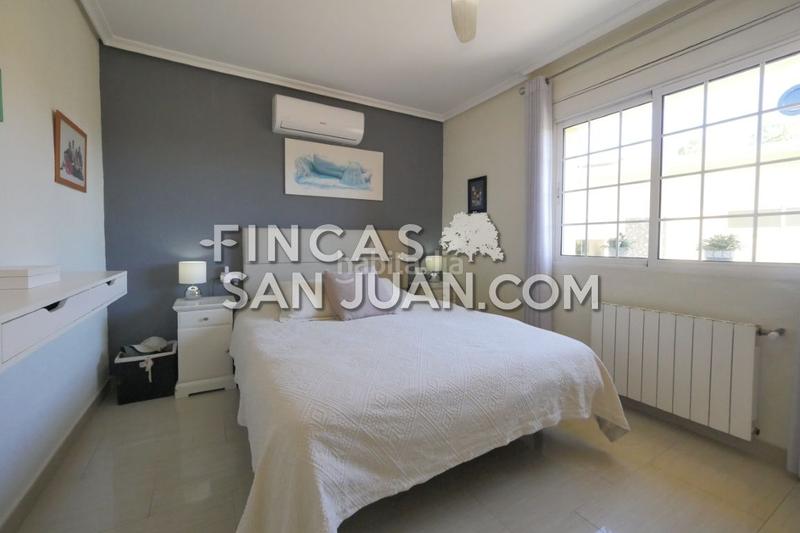 Foto c7a6b1f7-5a7a-4177-acf8-7b5b66162ef8. Chalet avec piscine dans Los Girasoles Sant Vicent del Raspeig