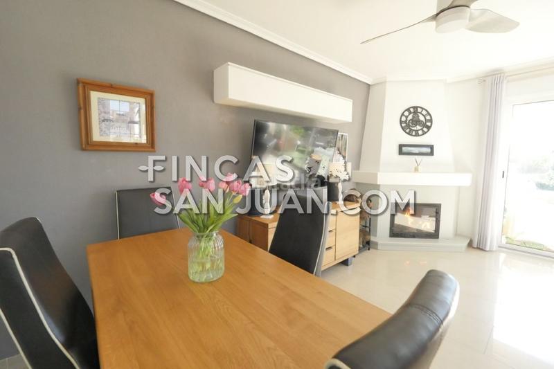 Foto edf4c65a-51a4-4160-aee2-161ccad3cf33. Chalet avec piscine dans Los Girasoles Sant Vicent del Raspeig