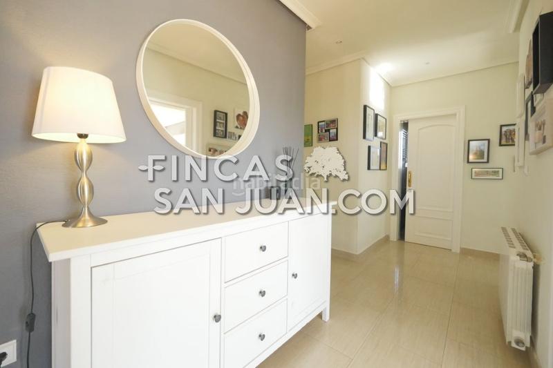 Foto fecd4684-a9d3-4279-8a41-9edf99f29e56. Chalet avec piscine dans Los Girasoles Sant Vicent del Raspeig