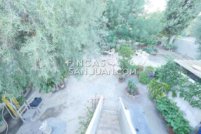 Foto 7efd1406-ff84-4e61-aa08-09c0dd428647. Chalet mit parking in Santa Faz Alicante