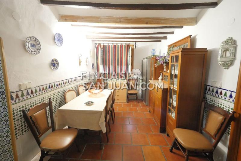 Foto 8b22ec2e-3258-4c04-b350-be59664f843d. Chalet mit parking in Santa Faz Alicante