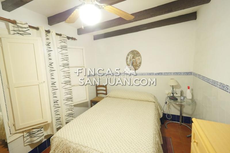 Foto c2d0dd09-8346-42da-afc2-781da1c46b8f. Chalet mit parking in Santa Faz Alicante