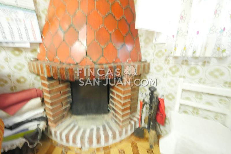 Foto d07cd2a5-6999-4c90-b7bb-1ff640e4dfb7. Chalet mit parking in Santa Faz Alicante