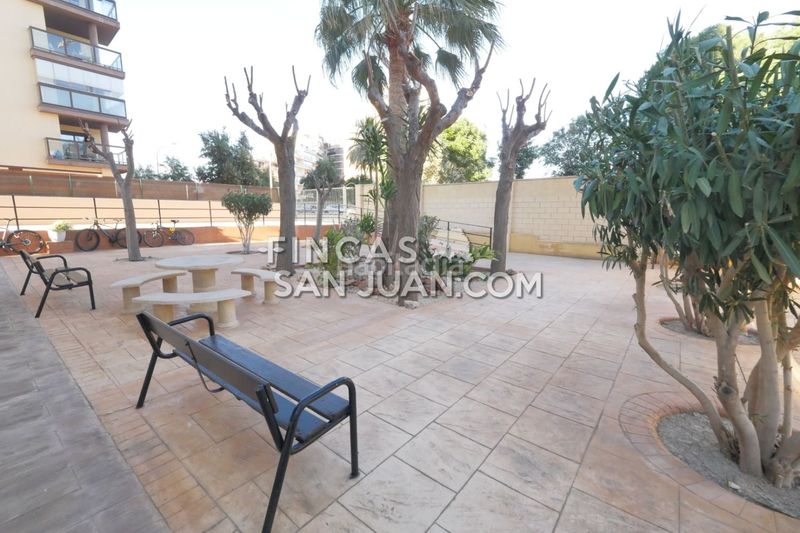 Foto 1a29d2dd-55bd-4225-8df9-f443e37fa99e. Pis amb piscina a PAU 5 Alicante