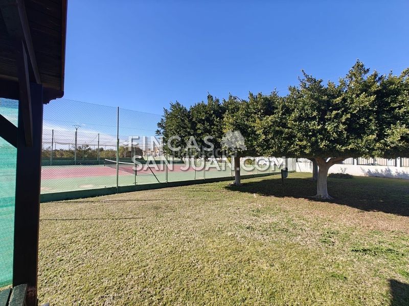 Foto b30e7045-0871-408d-9210-33b7be68cecd. Pis amb piscina a Zona Carrefour - Urbanizaciones Torrevieja