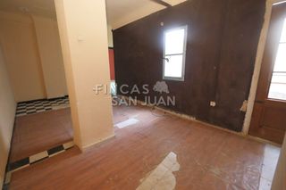 Appartamento  Santisima trinidad. Piso en venta en crevillent, 3 dormitorios.