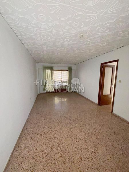 Foto 0254a89f-b667-4e36-a36d-c931ad5a6d5e. Pis a Ibi