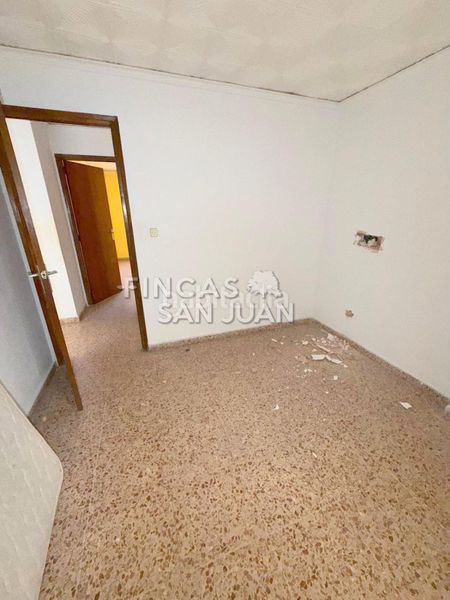 Foto 88f3a49a-d25f-419a-8f22-1ac90b512fcd. Pis a Ibi