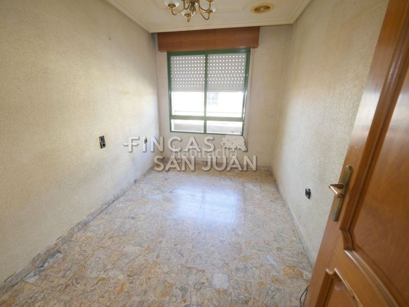 Foto c30cb898-39f0-4047-bd49-56fc66e50729. Pis a Benejúzar