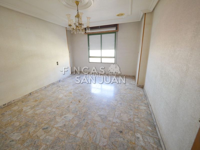 Foto eeccaa12-f39a-4443-9373-30b1188fefa4. Pis a Benejúzar