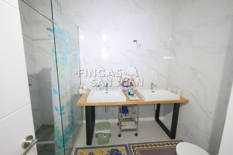 Foto a93c44de-9378-4c34-86cd-e4698e7f12d0. Xalet a Rótova