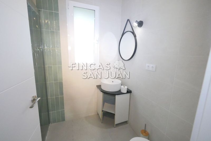 Foto f5d6b8c9-45d0-494d-aa1f-45f452a9f23c. Xalet a Rótova