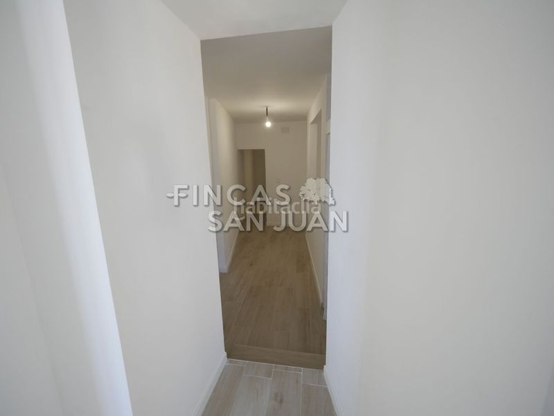 Foto 2612627d-4298-40b3-bd6c-af36c310e029. Casa amb piscina a Centro Mutxamel