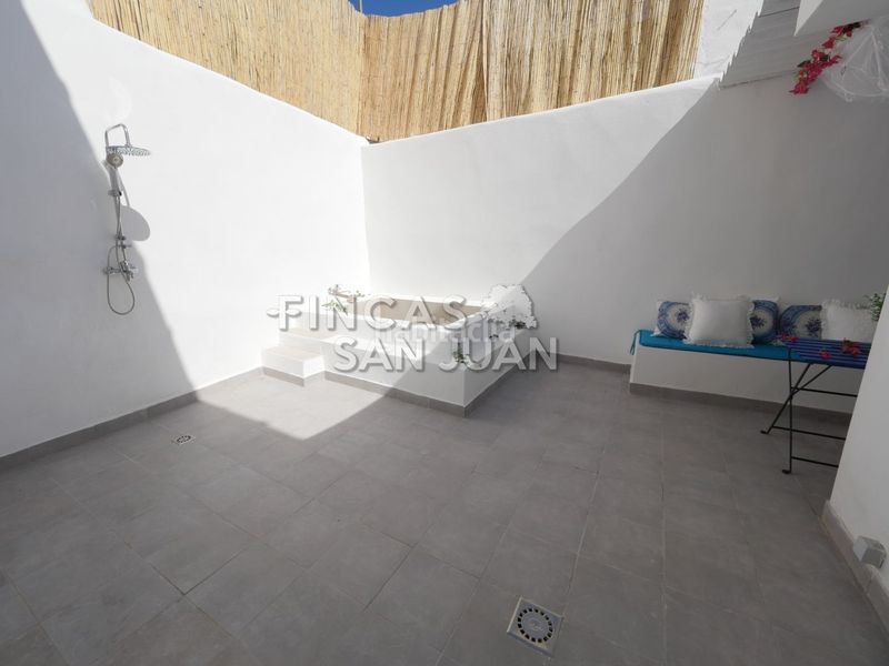 Foto 2babf4a5-ba2e-40c9-ba67-da8424d83999. Casa amb piscina a Centro Mutxamel