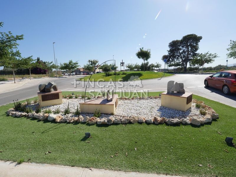 Foto 4a5c8be7-3b10-43b3-9036-7671d75c7648. Casa amb piscina a Centro Mutxamel