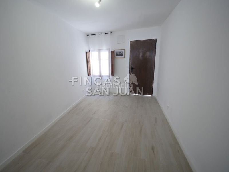 Foto 5b8aae0f-2094-44af-9019-75ce2372f320. Casa amb piscina a Centro Mutxamel