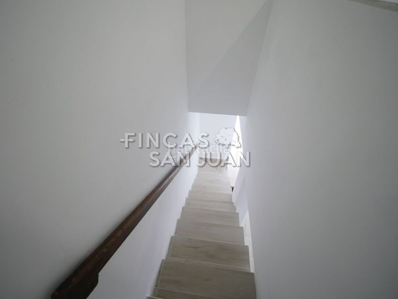 Foto 76fa3201-d377-4973-b5b2-281f3582263a. Casa amb piscina a Centro Mutxamel