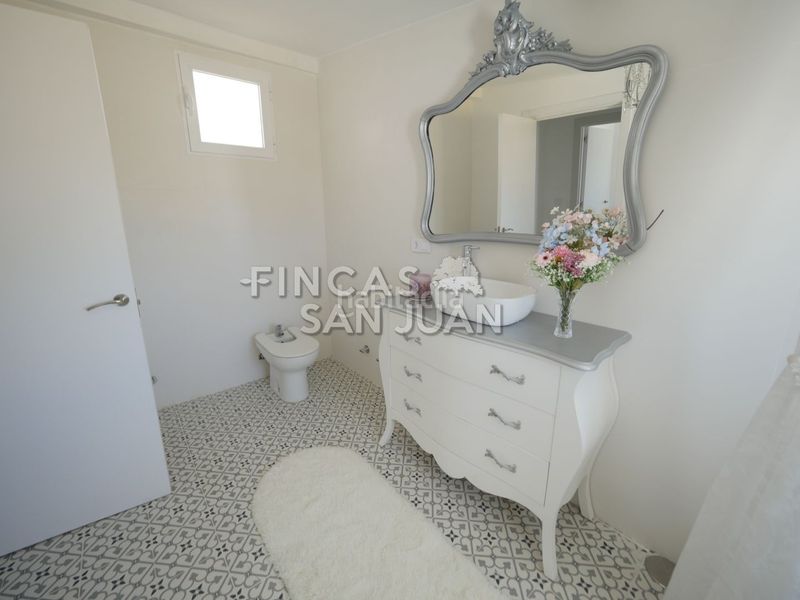 Foto 9f588fef-89f4-459c-ab14-4894580f5dcd. Casa amb piscina a Centro Mutxamel